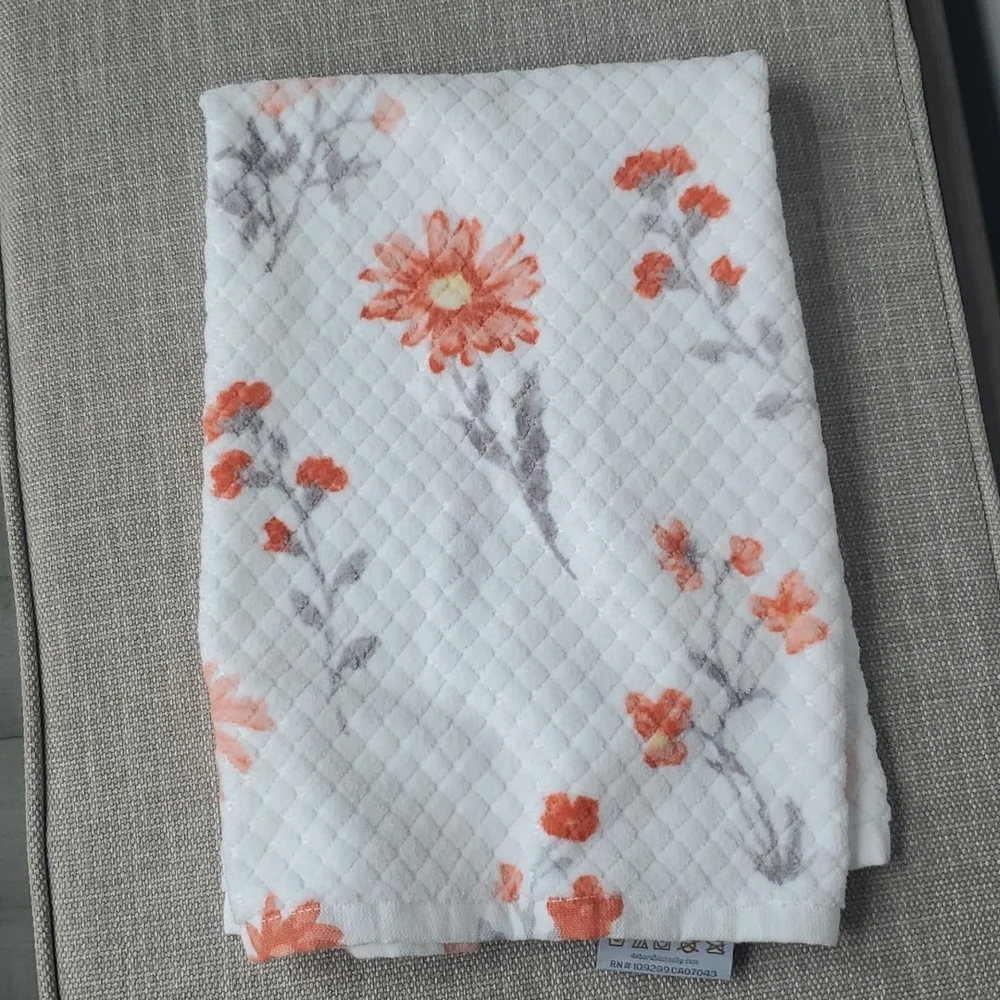 DEBORAH CONNOLLY DESIGNS 3pc Hand Towel Set